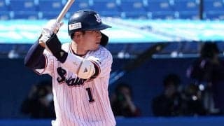 ヤクルト山田哲人、6回に同点のソロ本塁打　中日吉見からレフトへの豪快な一発