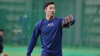 日ハム斎藤佑、救援2イニング目は8球3者凡退！　ここまで2回2四球2安打1失点