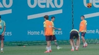 練習欠席のメッシ ジムで個人トレーニングを行う