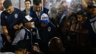 マラドーナが監督業\"続投\" クラブが契約更新を発表