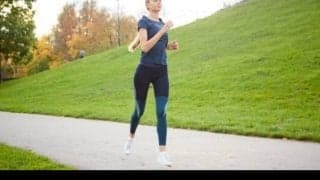 【医師が解説】運動中・後に足がつるのを予防したい！飲んで効く漢方