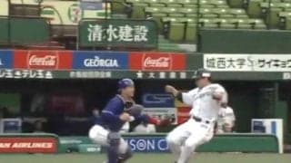 西武栗山、二塁打→“神スライディング”生還！　ベテランの激走にベンチ大盛り上がり