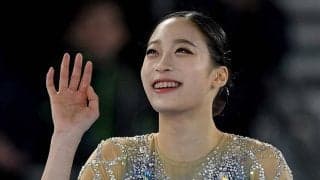 【名珍場面特別編】  韓国ユ・ヨン、表彰式でこけちゃった　珍ハプニングに反響「慣れてなくて可愛すぎ」