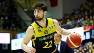 宇都宮ブレックス、今季ベスト5に輝いたライアン・ロシターと契約継続