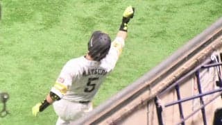 鷹・松田宣、無観客試合でも「熱男はしていきたい」再開後初アーチで絶叫パフォ