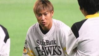 鷹・柳田、3安打2本塁打4打点に「体はすごくいい」　謎のパフォは「特に意味ない」