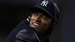 【MLB】ヤ軍セベリーノと美人妻の神秘的“水中マタニティーS”にファン絶賛　「本当に素敵」