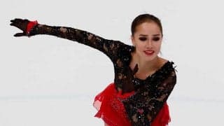 【名珍場面特別編】ザギトワが目を閉じ…マサルとの美しい“添い寝2ショット”に反響「夢のような犬だ」