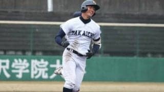 高岡第一に独特オーラのスラッガー。文武両道で学校案内の表紙も飾る