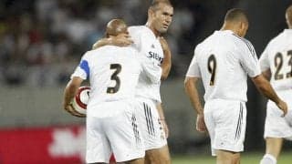 ジダンが東京ヴェルディ相手に“マルセイユルーレット”で度肝を抜く【インクレディブル・ゴールズ】