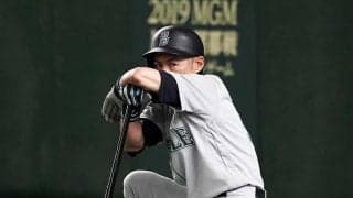 【名珍場面特別編】 イチローとエイミーさん、引退試合で撮られた“感動写真”に米反響「涙が溢れるよ」