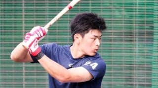 日ハム高卒2年目・野村、左翼席上段に飛び込む豪快弾！　6回に横尾と2者連続弾で逆転
