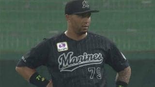 ロッテ・マーティンの弾丸“レーザービーム”！　一度はセーフもリクエストで覆る