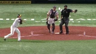 まるで瞬間移動？　突如出現する鷹・栗原にファン驚愕「マロンチャージえぐ」