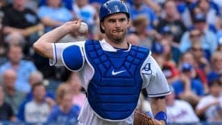 【名珍場面特別編】女子投手の「洒落にならない」魔球　MLB捕手もビビる投球に反響「捕球は至難の業」