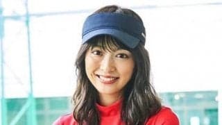 内田理央さん、打ちっ放し練習場を初体験。マナーや利用法を学ぶ