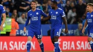 レスター、ベテランDFモーガン&フックスと1年契約延長