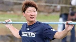 日ハム栗山監督「ナベは30発打つ」　昨季11本塁打、13年ドラ1男の覚醒を予言