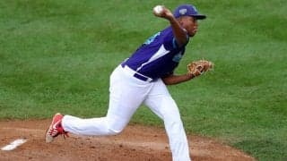 【球界名場面番外編】ホントに12歳？　“巨漢”リトルリーガーにファン要求「出生証明書」