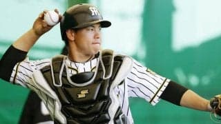阪神・梅野隆太郎も約束されない、正捕手の座。混沌か不動か…前代未聞の三つ巴の行方