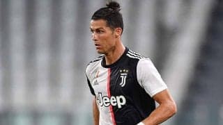 丸眼鏡のC.ロナウド　超個性的な“週末ファッション”に海外賛否「この凄まじい服」