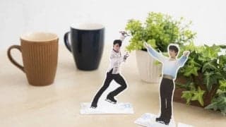 羽生結弦の樹脂製POPスタンド付き「KISS & CRY」発売… 2019－2020シーズンの羽生の全試合をプレーバック