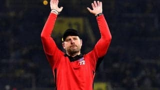 パーダーボルン、2部降格もバウムガルト監督は続投へ