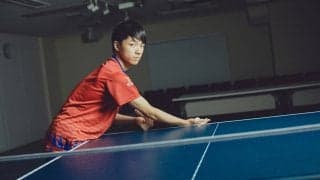 “張本のパートナー”から脱却へ　19歳の新星、Tリーグで覚醒なるか＜卓球・木造勇人#1＞