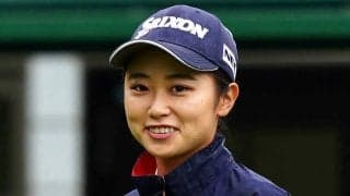19歳安田祐香、紺スカートの“真剣パット姿”に労い殺到「この細い体のどこに体力が…」