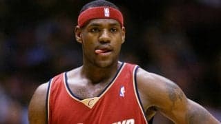 レブロン・ジェームズのルーキーカードにスポーツカード史上最高額となる1億円の値がつく