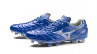 ファーストタッチを追求したサッカーシューズ「REBULA CUP」発売…ミズノ