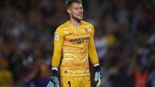 セビージャ守護神ヴァツリーク、ヒザの捻挫で数試合欠場か