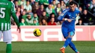 GKお手上げ! ベイルの”十八番”無回転FKが優しくゴールネットを揺らす【ビューティフル・フリーキック】