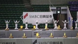 ソフトバンクの”ロボット応援団”に米も震撼　「キモい」「最高！」と賛否両論