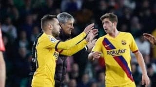 バルサ監督、ロベルトの万能性と献身に称賛の言葉を並べる「どのポジションでも完璧」