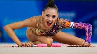 ロシア新体操の17歳新星　驚異の“前後V字開脚”で注目度上昇「凄く可愛い写真だ」