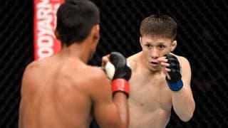 強烈キック股間直撃　悶絶のUFCデビュー戦に男性アナは爆笑「当たっていますね…」