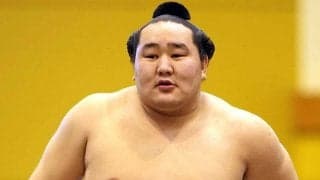 元横綱朝青龍が再婚報告「結婚する事になりました。宜しく」　ツイッターに2ショット投稿