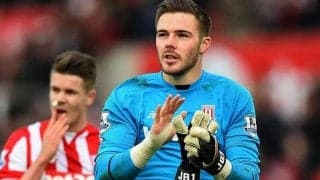 Ａ・サンチェス渾身のFKをバトランドが横っ飛びスーパーストップ！【アンビリーバブル・セーブス】