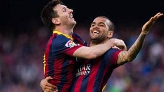 D・アウベスが元戦友メッシの嘆きに理解 「周りのサポートが足りない」