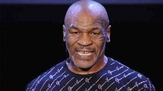 54歳タイソン、最新練習シーンの“鬼の形相”に興奮「トレーナーも危険極まりない」