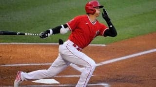 【MLB】大谷翔平、変則左腕打ち成功！　塁上の満面スマイルに米注目「見逃してないよね？」