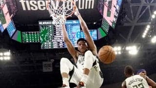 【NBA】背中に目が!?　ヤニス、真後ろへのノールックパスに米仰天「エグい」「なんだこりゃ」