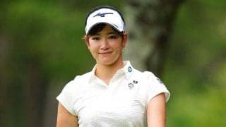 原英莉花、スカート＆ソックスのヒョウ柄コーデに反響「めっちゃ似合う」「可愛い」
