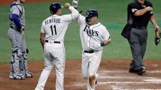【MLB】筒香嘉智、会心1号に同僚が深々お辞儀で出迎え　実況絶叫「ホームラン、ツツゴウ！」