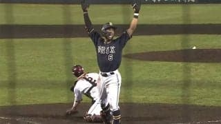 速い、速い…オリックス宗が俊足飛ばし鮮やかランニング弾　本塁で雄たけびも
