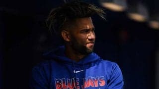 【MLB】グリエル弟の“お酌型”感染予防が話題　両手添えた消毒液配付に米反響「イイ奴だね」