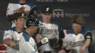 「清宮なにしてるの？」　ハム中田の超特大アーチを祝う“珍応援団”にファン爆笑