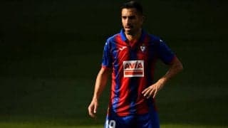 エイバルで100キャップのベテランストライカー、シャルレスが退団