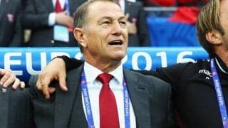 デ・ビアージ氏がアゼルバイジャン代表監督に就任、契約は2022年まで